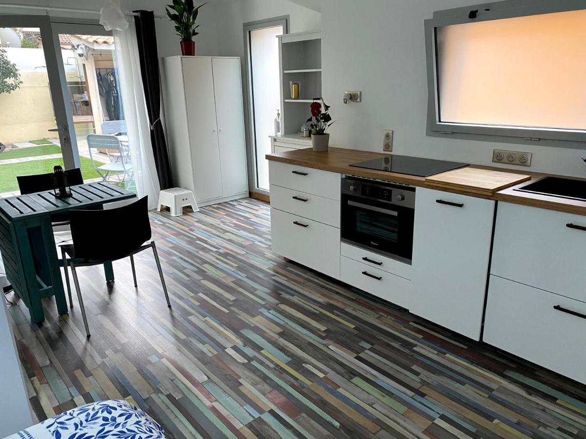 Le 9ieme Entracte 3* Marseilles